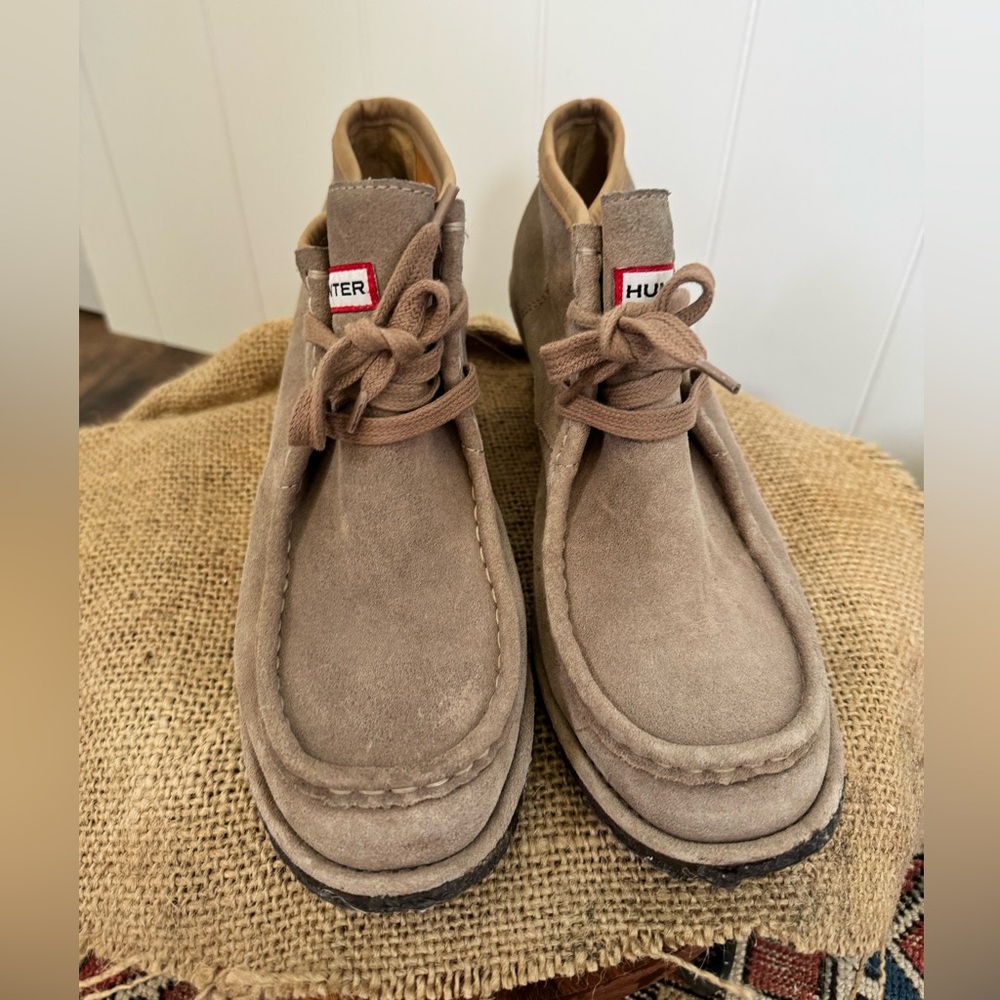 HUNTER Suede Leather Gum Sole Chukka Ankle Boots Ladies Size 10